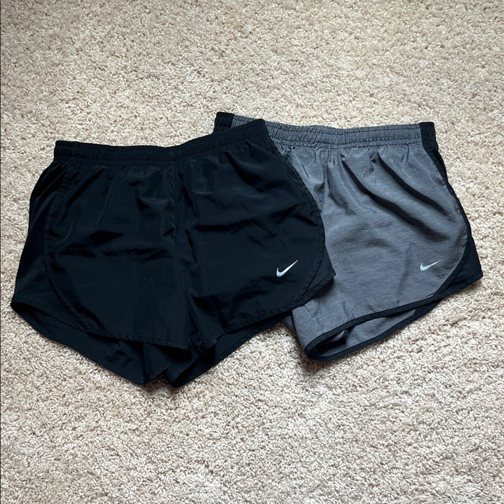 Nike 2 pair girls Tempo shorts